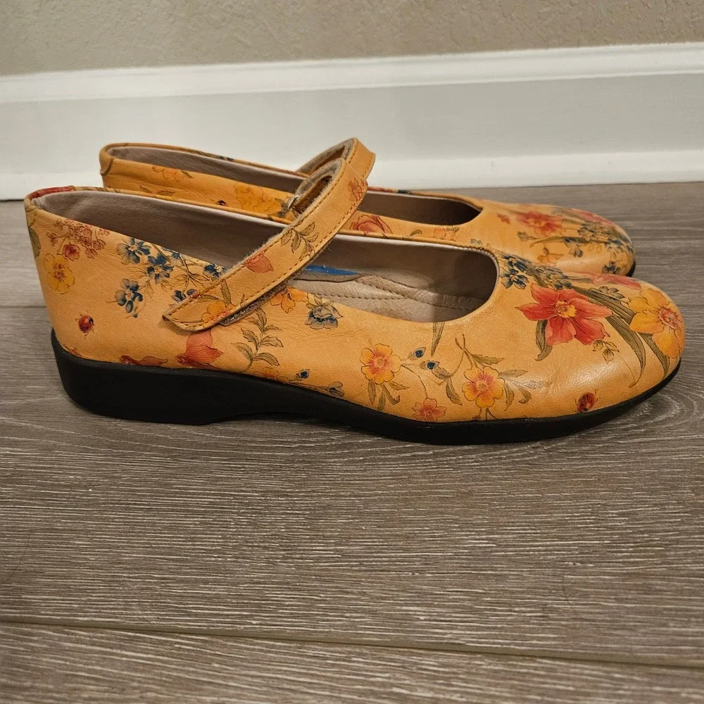 Arcopedico Floral Leather Mary Jane Flats Peach Botanical Ladybug Shoes 41 10